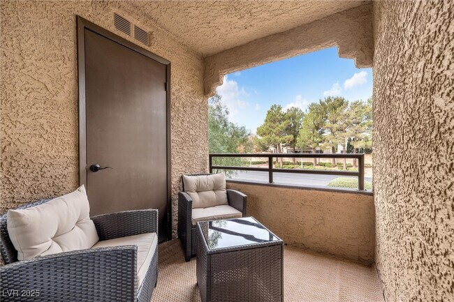 Building Photo - 2200 S Fort Apache Rd