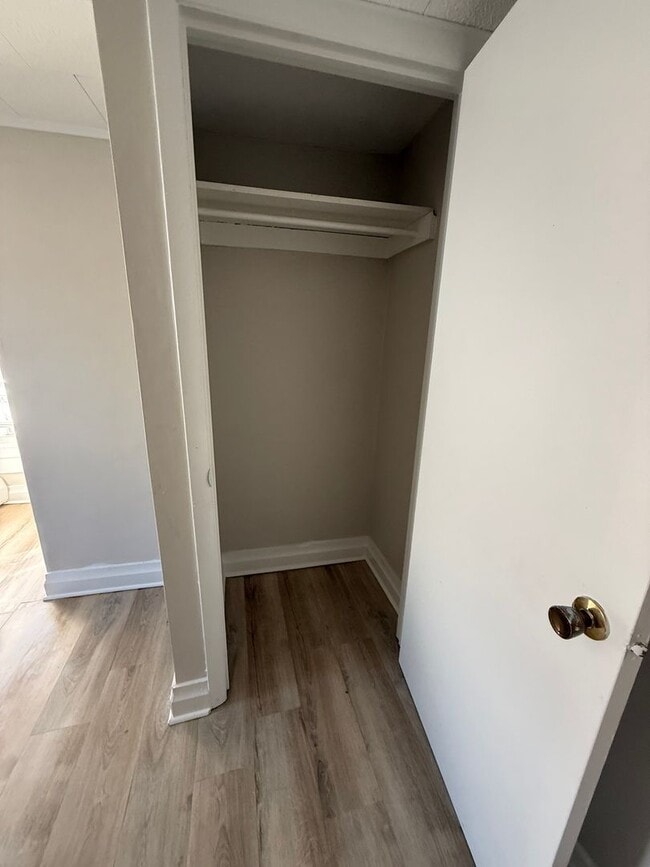 Building Photo - Spacious 3BR House in Columbia!