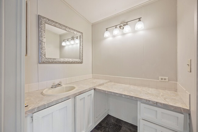 Building Photo - 6551 W Shalom Ct