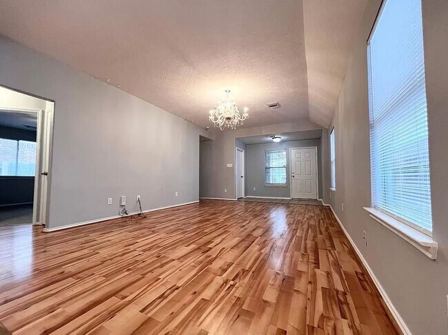 Building Photo - 4722 Cypress Dawn Ln