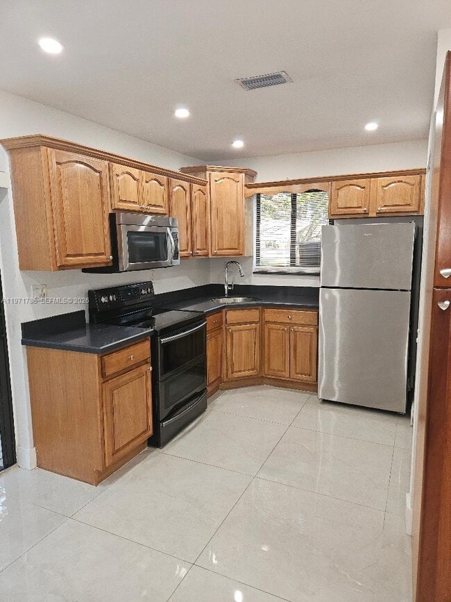 Building Photo - 20543 SW 92nd Ct