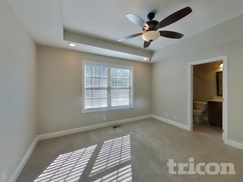 Building Photo - 2945 Lancelot Ln