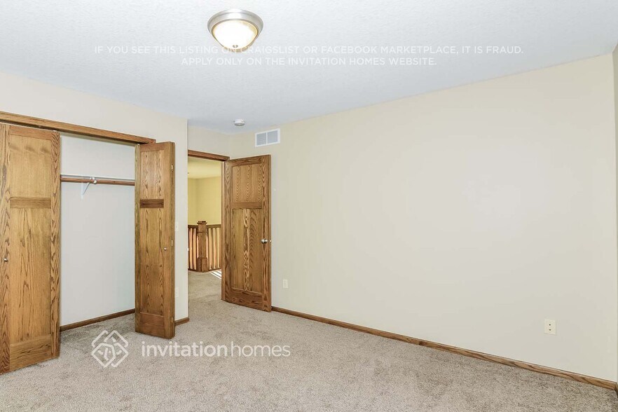 Building Photo - 3639 103rd Tr N
