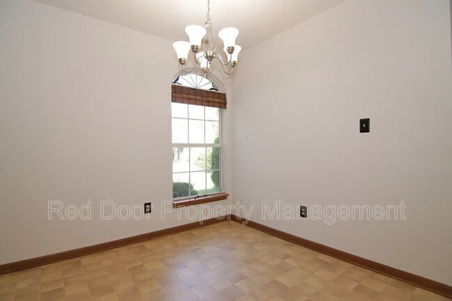 Building Photo - 4407 Meadowsweet Ct