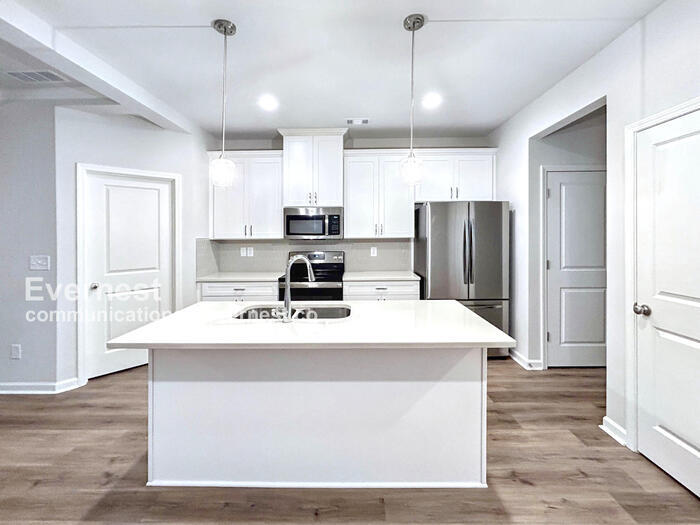 Building Photo - 2797 Aralynn Wy