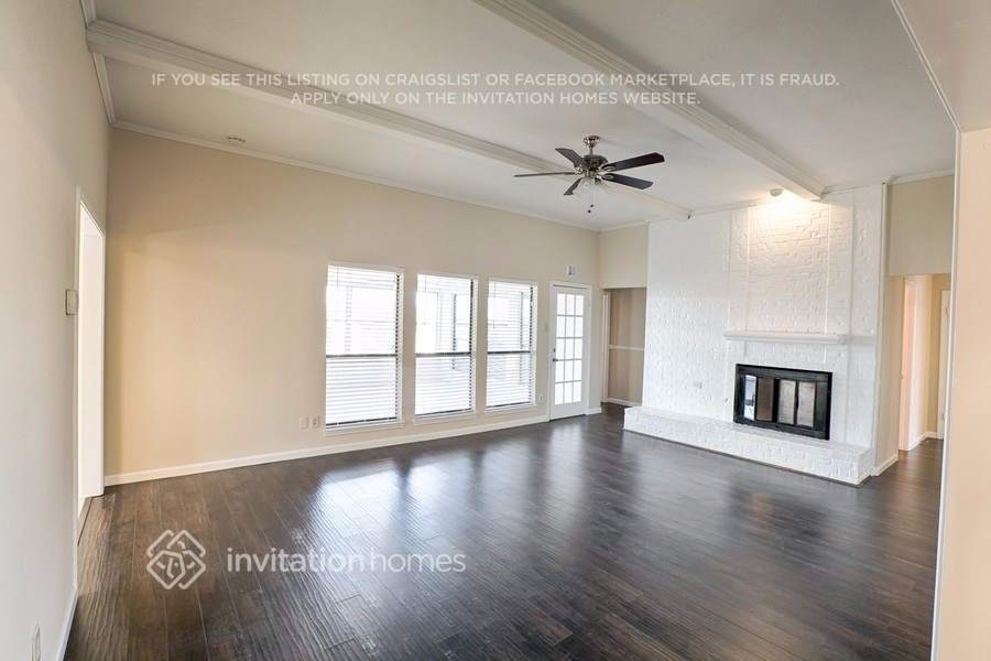 Building Photo - 1717 Brighton Dr