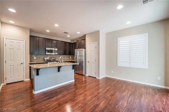 Building Photo - 1553 Razella Ct