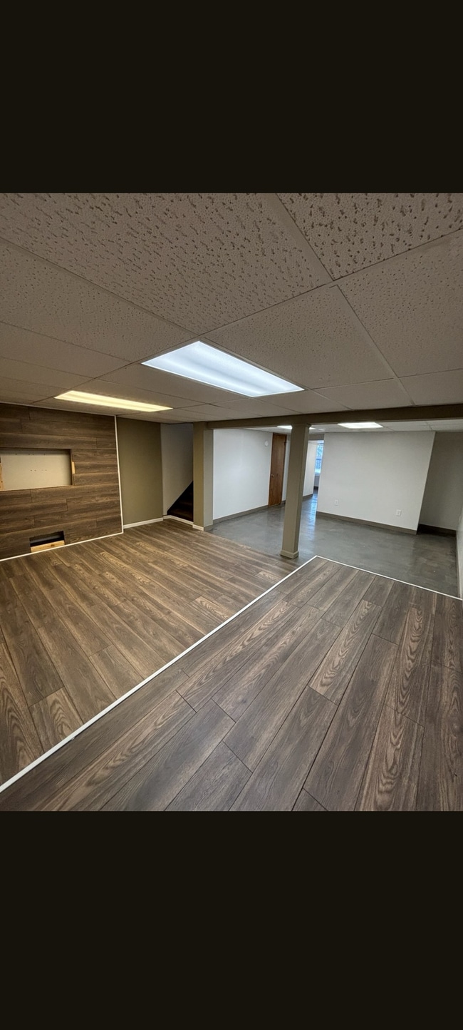 Building Photo - 2408 New Haven Ct