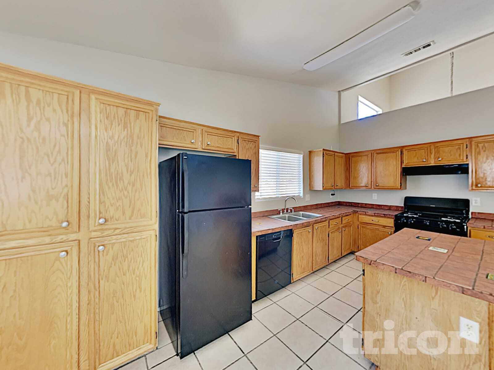 Building Photo - 6619 Clover Wood Ln