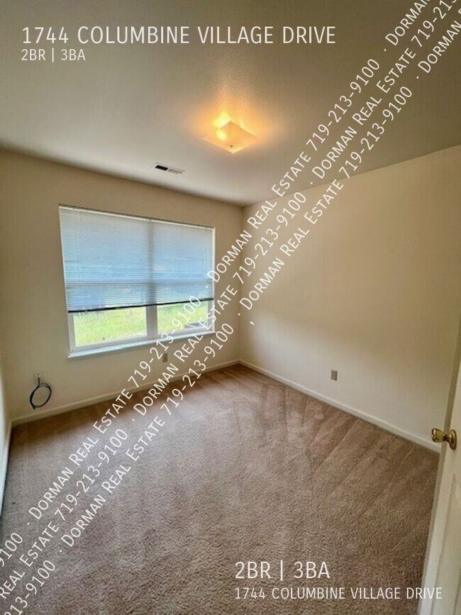 Building Photo - 1744 Columbine Village Dr