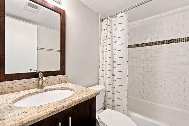 Building Photo - 3325 Bayshore Blvd