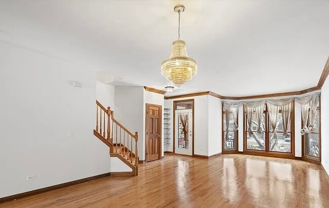 Building Photo - 5662 W Berenice Ave