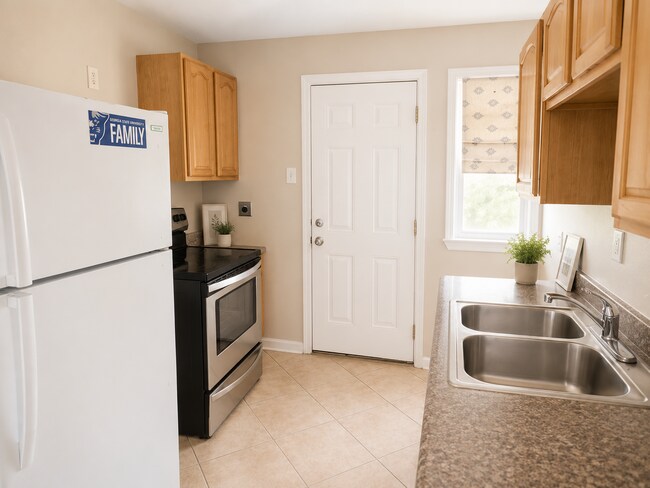 Building Photo - Gentilly Single