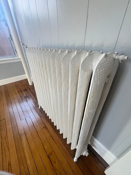 Gas heat via radiators - 11 Sherman St