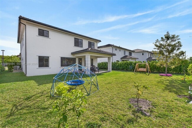 Building Photo - 8267 SW 120th Ter