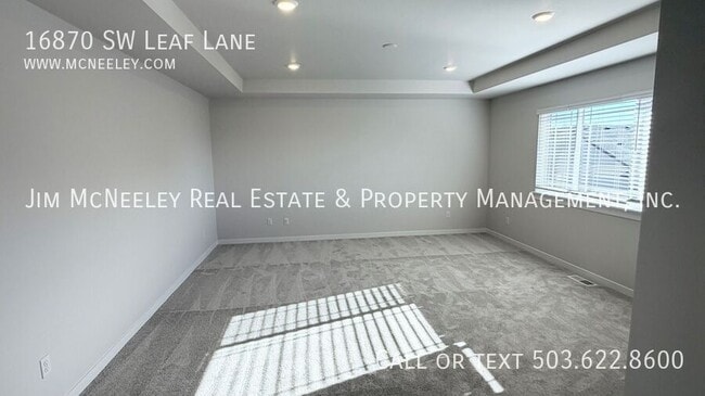 Building Photo - 16870 SW Leaf Ln