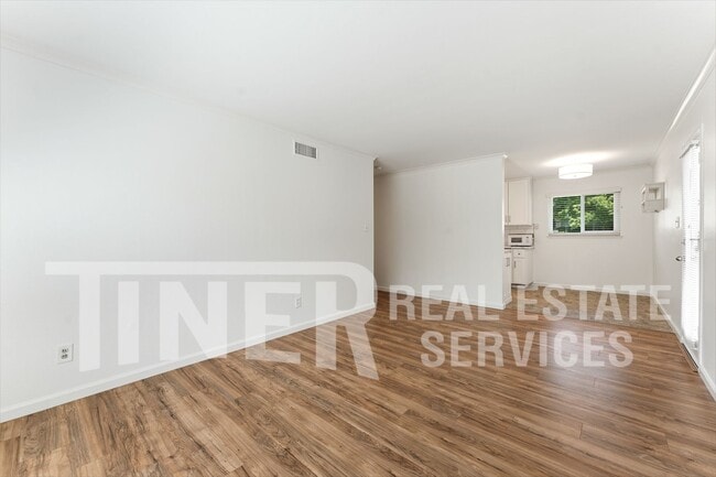 Building Photo - 6000 Coyle Ave