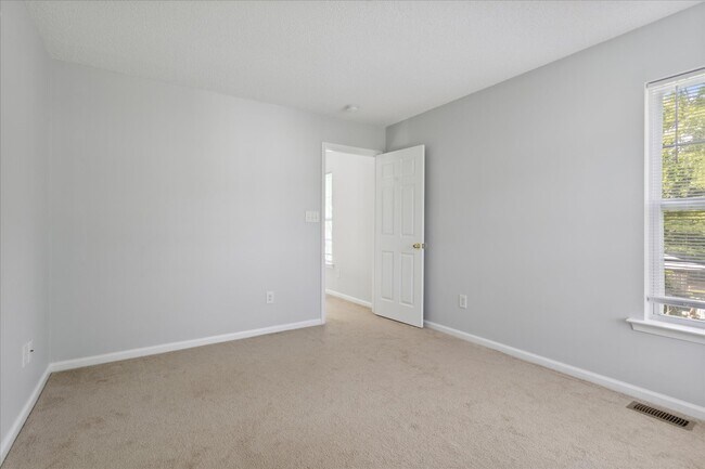 Building Photo - 107 Karley Pl