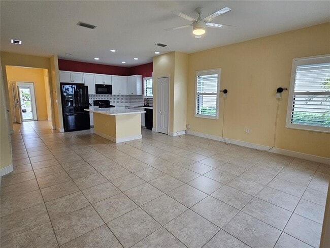 Building Photo - 217 Alento Ct