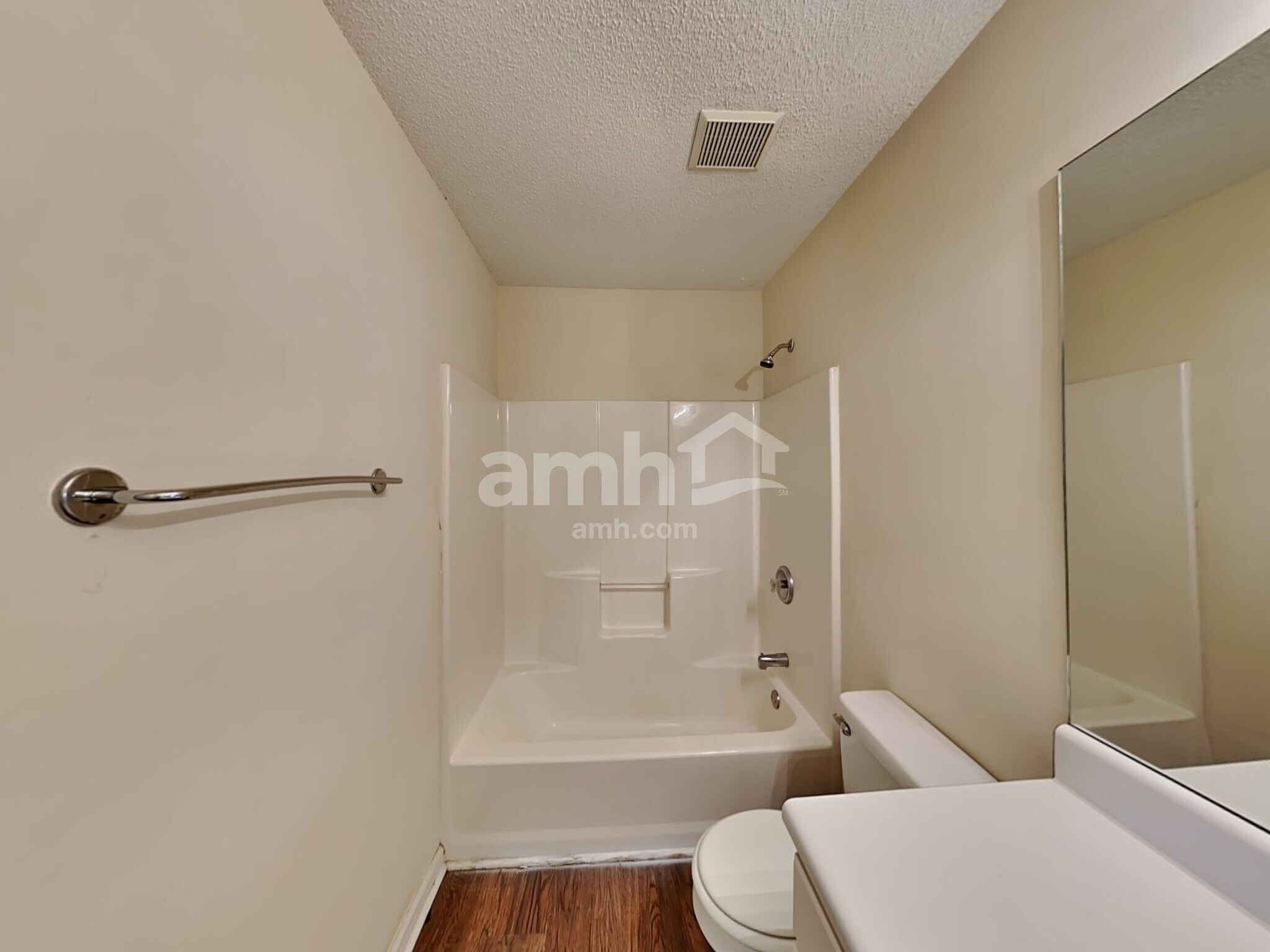 Building Photo - 4098 Amberly Ct