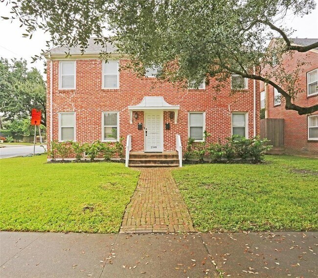 Primary Photo - 2348 Sheridan St