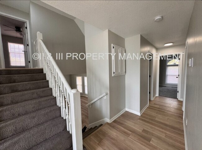 Building Photo - 14533 W 86th Terrace