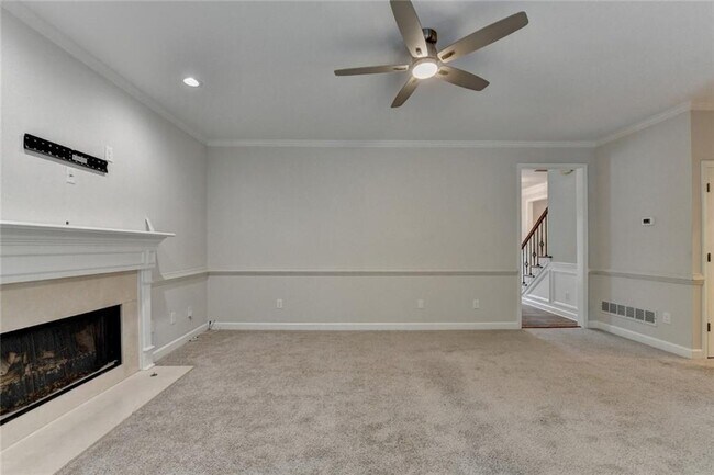 Building Photo - 10665 Wren Ridge Rd