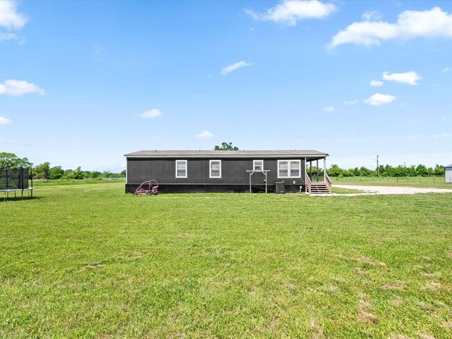Building Photo - 5236 Co Rd 219
