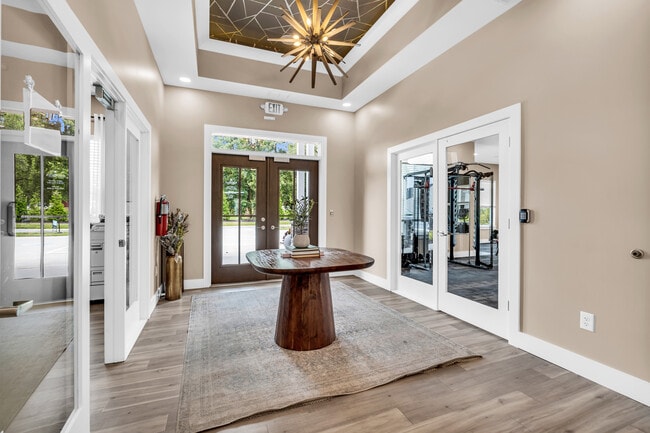 Building Photo - 1292 Divot Cir
