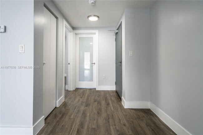 Building Photo - 331 85th St