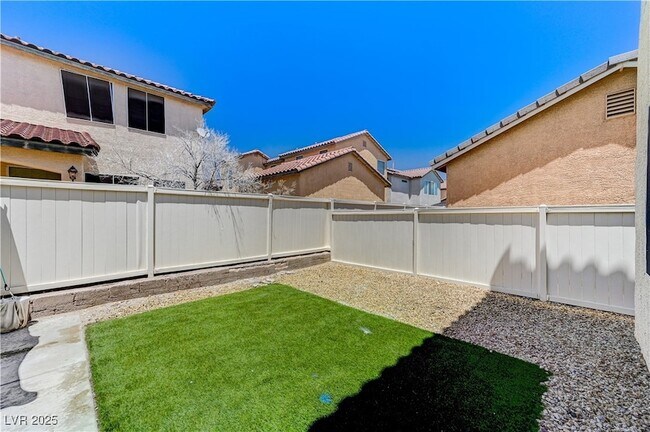 Building Photo - 9174 W Brilliant Prairie Ct