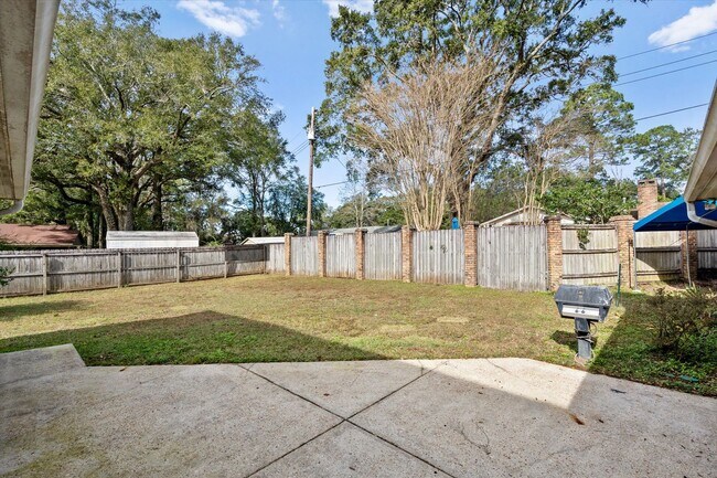 Building Photo - BEAUTIFUL HOME IN GREAT LOCATION!