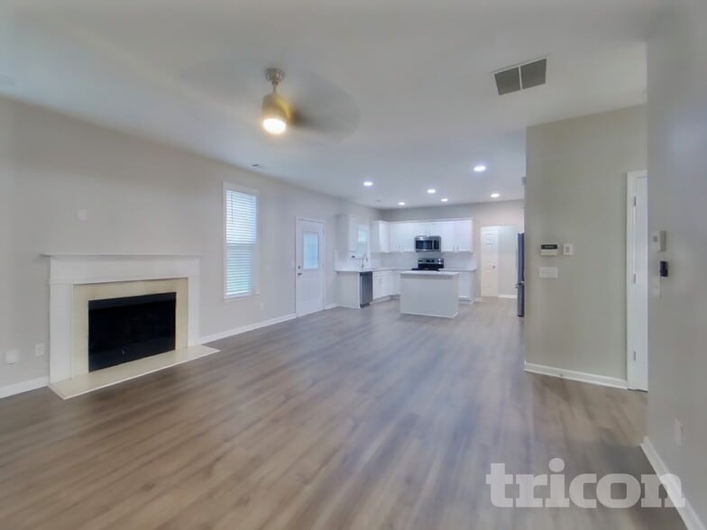 Building Photo - 4286 Savannah Dr