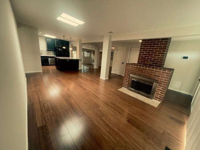 Building Photo - Beautifully Remodeled 3BD/2BA Sunnyvale Home with Designer Kitchen & Private Backyard