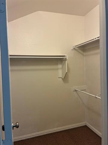 Building Photo - 515 Creekside Dr