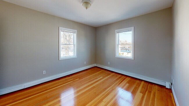 Building Photo - 22-24-24 Kelley Ct