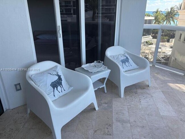 Building Photo - 4779 Collins Ave