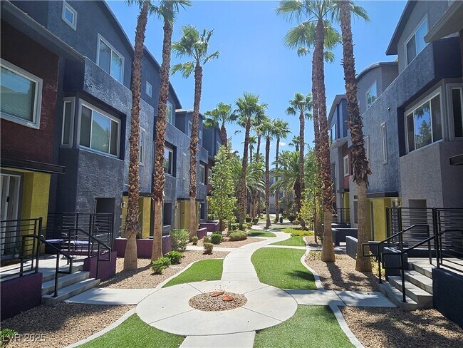 Building Photo - 9050 W Tropicana Ave