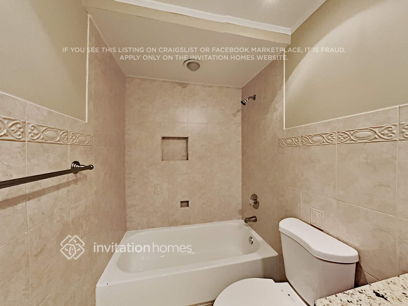 Building Photo - 715 Foxglove Pl