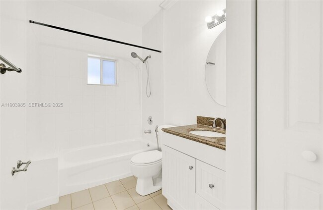 Building Photo - 13774 SW 124th Avenue Rd