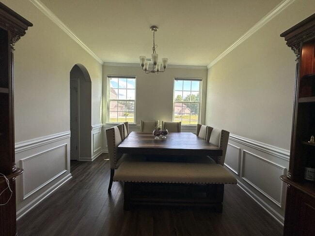 Building Photo - Like New Beautiful home in Wesley Chapel