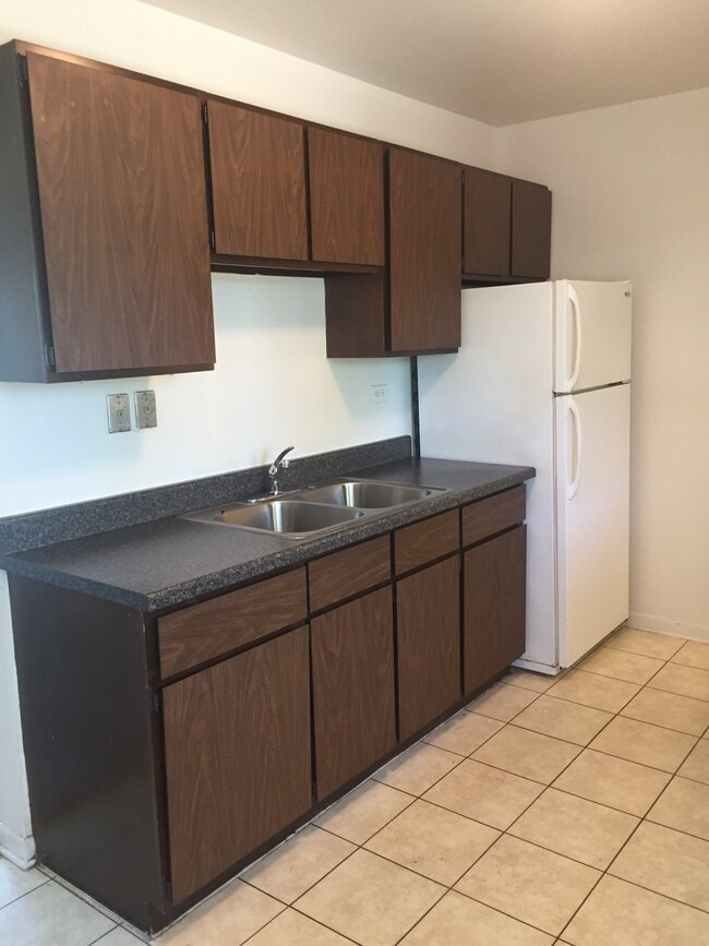 Interior Photo - NORTH AVE. -1740