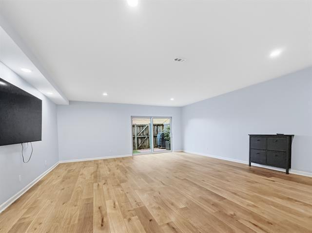 Building Photo - 6009 E University Blvd