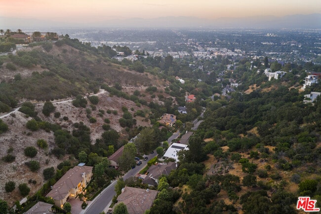 Building Photo - 3697 Benedict Canyon Ln