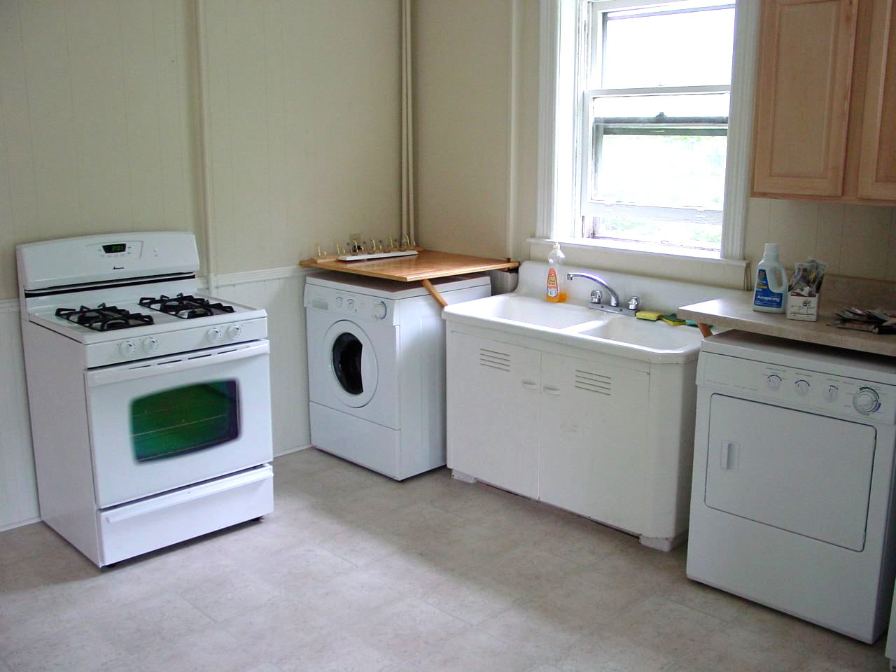 Kitchen #1 with washer/dryer - 240 11th St
