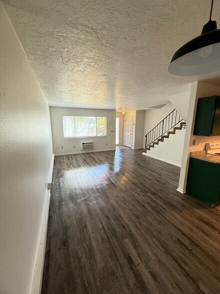 Building Photo - 4517 S 1175 W