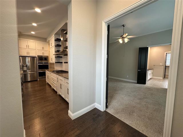 Building Photo - 7105 Royal View Dr