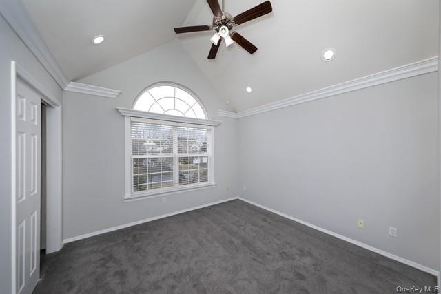 Building Photo - 272 Village Green Dr