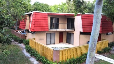 Building Photo - 8189 Severn Dr