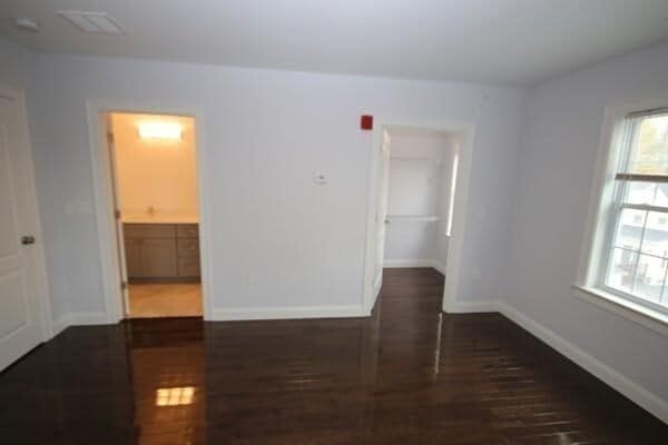 Building Photo - 106 Intervale St